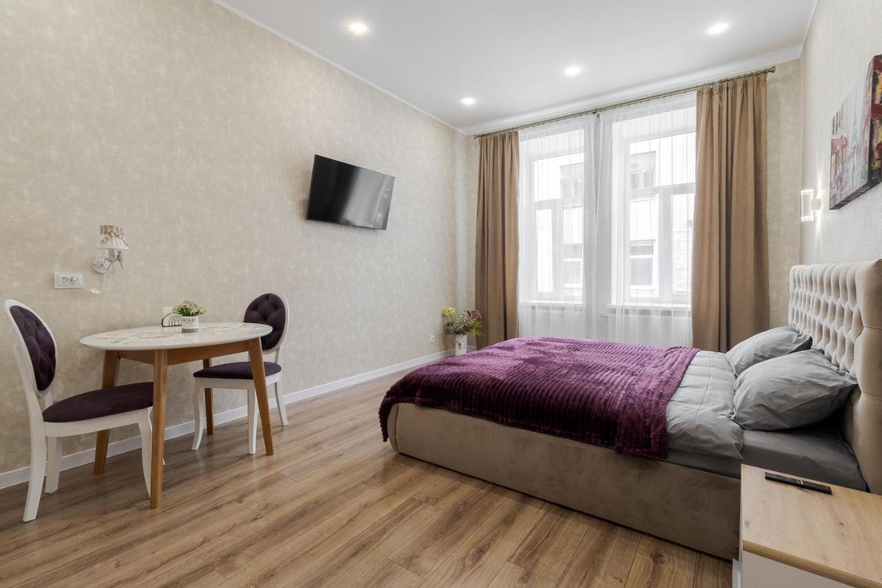 Luxury Flat In Downtown 2 Lägenhet Lviv Exteriör bild