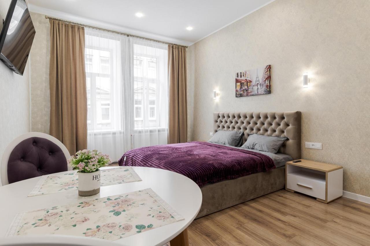 Luxury Flat In Downtown 2 Lägenhet Lviv Exteriör bild